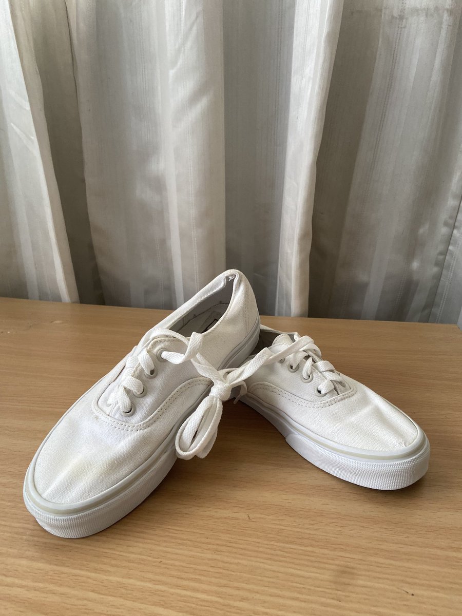 NunuShop1's tweet photo. ไซส์ 38
📮150 ส่งฟรี

#รองเท้ามือสอง #ส่งต่อรองเท้า #รองเท้ามือ2 #รองเท้าผ้าใบ #ผ้าใบมือ2 #ส่งต่อเสื้อผ้า #เสื้อผ้ามือ2 #รองเท้าผ้าใบมือสอง https://t.co/UjnSErZSux