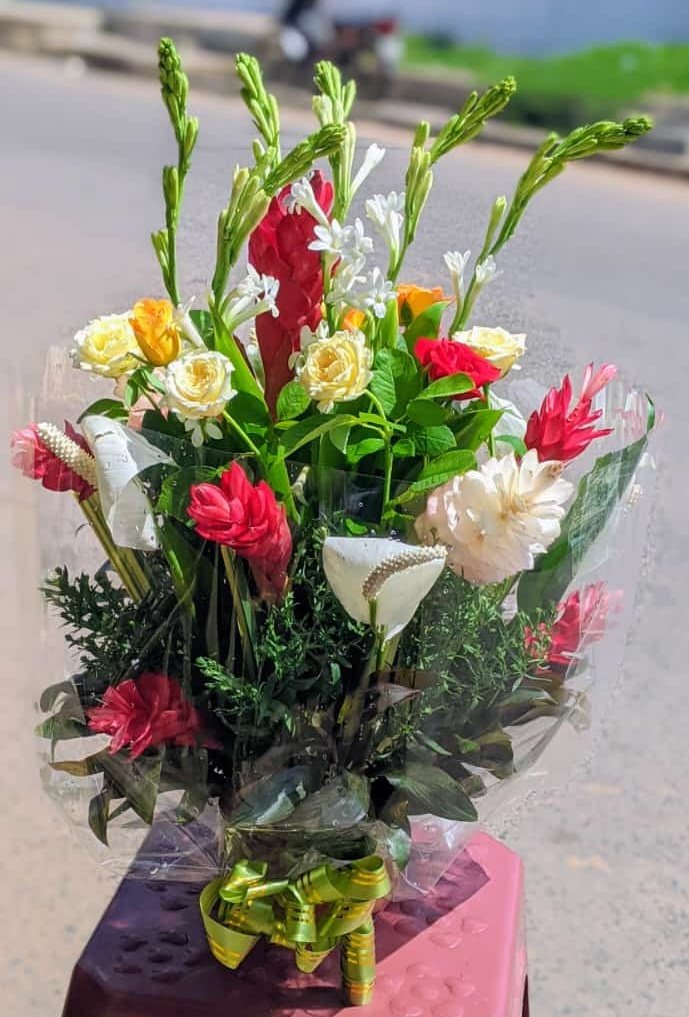 Parce que l'amour d'une mère pour son enfant est non marchand. 

Merci à tous nos clients qui ont sublimé la journée des mères avec des attentions florales ❤️

Nous livrons vos émotions sous une note florale. +228 99216512
#fleur #bouquet #Tgtwittos