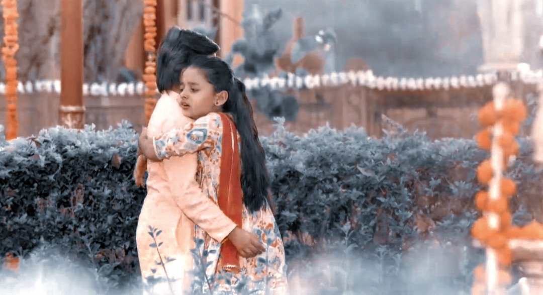 The little boy Moksh and the little girl Diya are very cute, and their acting performance is amazing, and the choice is very coordinated 👏❤ 
#SuhaganChudail #niasharma #ZaynIbadKhan
