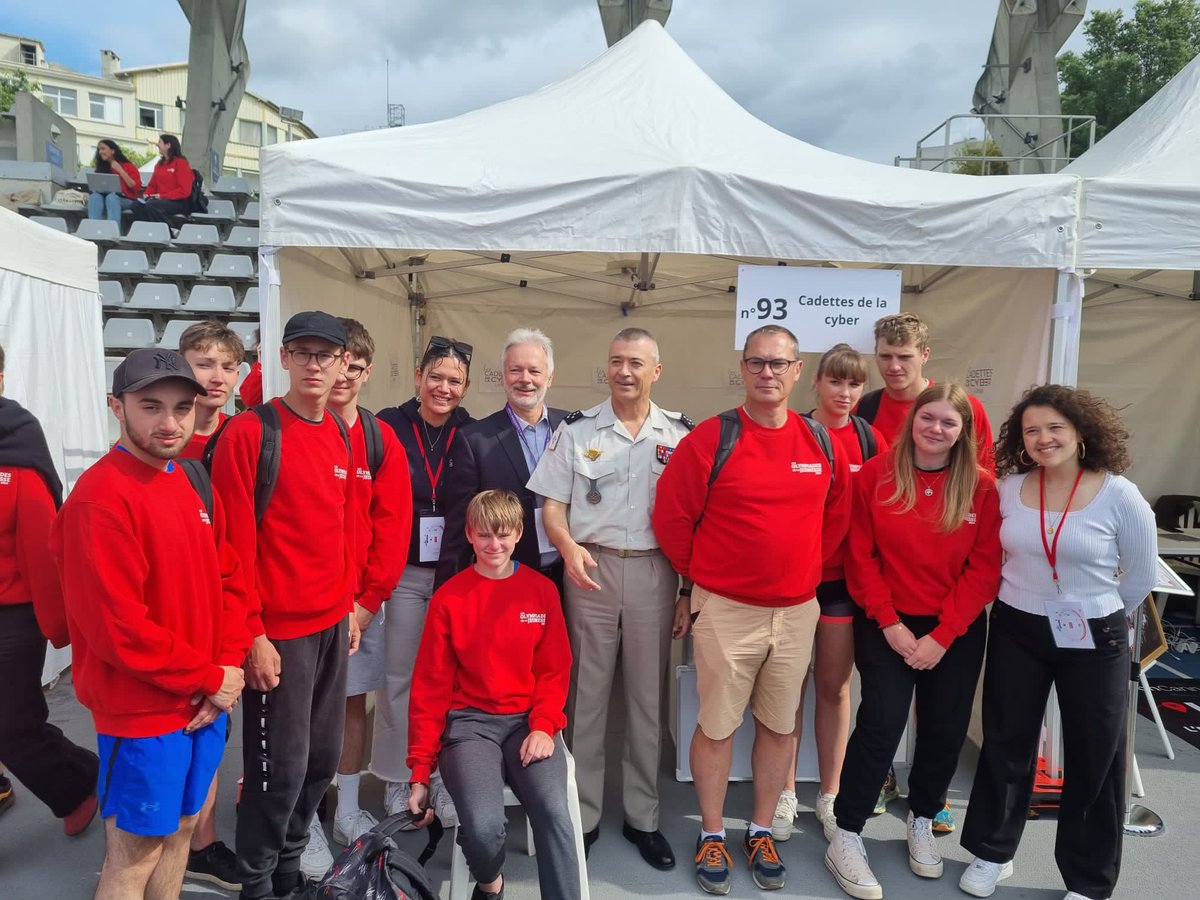 Commandement de la cyberdéfense tweet media