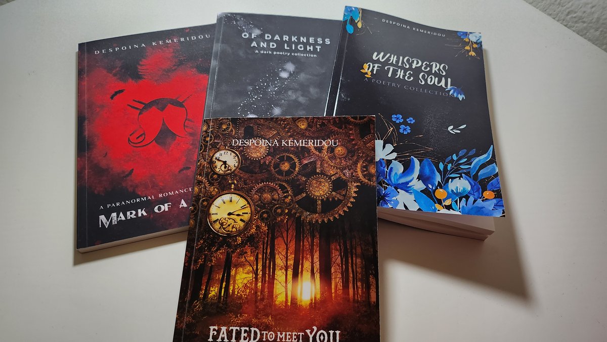 Signed copies book boxes are available and can be shipped almost worldwide!! 📚

Here are your options;
(prices include shipping costs)

#WritingCommunity