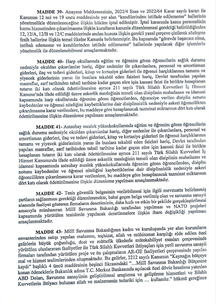 alitilkici38's tweet photo. TBMM'ne gelen Milli Savunma Bakanlığı'nın teşkilat yapılanması ile ilgili kanun teklifi içerisinde #UzmanÇavuş mesleği amirin keyfiyetine bırakılmış, mesleki güvence kaldırılmış  hukuki normlardan uzak amirin tutacağı bir tutanakla #UzmanÇavuş’un tüm meslek hayatını bitirileceği bir kanun teklifi verilmiştir. 
Bu Türk Silahlı Kuvvetlerini güçlendirmez zayıflatır, personelin geleceğe güvenle bakmasını imkansız hale getirir. Baskı mobbing tehdidi had safhaya ulaştırır.

Bu Kahramanlar Silahlı Kuvvetlerin en fazla şehit gazi olan camiasıdır
Kerpiç evlerin sıvasız evlerin gönlü vatan sevdalı Anadolunun yiğit evlatlarıdır.
Sizlerinde şehit cenazelerine katıldığınızda hakkınızı helal ettiğiniz yiğitler
Helal edecek bir hakkınızın olması için şehit olmadan önce Kahramanlara haklarını verin.

UZMAN ÇAVUŞLARIN ATILMA ŞARTLARINI DEĞİL.
ATILMAMA ŞARTLARINI OLUŞTURAN 
MESLEKİ ENDİŞEYİ GİDERİN. 
VATAN SAVUNMASININ SÖZLEŞMESİ OLMAZ.
EMEKLİ UZMAN ÇAVUŞLARI DİĞER STATÜLERDE OLDUĞU GİBİ TAZMİNATLARDAN FAYDALANDIRIN.

@RTErdogan @TBMMresmi @tcsavunma @TC_icisleri @Akparti @herkesicinCHP @MHP_Bilgi @iyiparti @rprefahpartisi @zaferpartisi @SaadetPartisi @GelecekPartiTR @devapartisi @_DemokratParti @bbpgenelmerkez @osmanIiocakIari