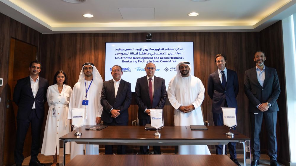 🤝 AD Ports Group, Transmar, and Orascom Construction partner to develop a green #methanol storage and export facility in #Egypt: tinyurl.com/5yc9fcrf @ADPortsGroup @transmarline @OrascomConst #GreenShipping #WorldCargoNews