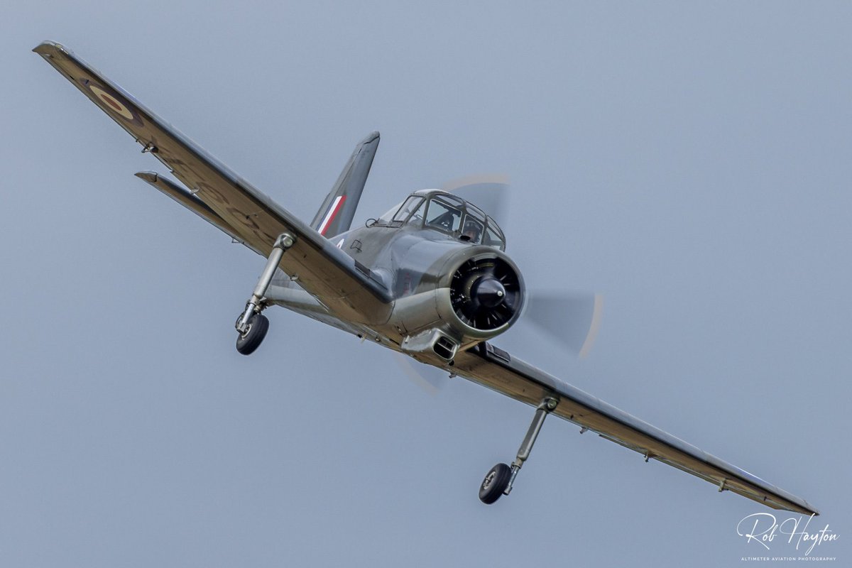 Shuttleworth Military Airshow 2022 Piloted by Jim Schofield on this occasion, the Percival P56 Provost T.1 XF603 is always worth seeing - as much as anything else it’s always a great aerobatic routine…⁦@testpilotjim⁩ ⁦@svas_oldwarden⁩ ⁦@ShuttleworthTru⁩