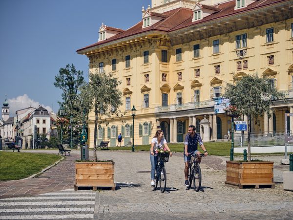 🚀 Schon gewusst? Ab dem 1.6. kann man mit der Burgenland Card alle öffentlichen Verkehrsmittel im Burgenland kostenlos nutzen – und das ab dem ersten Urlaubstag! 🚉🚌

(C) VOR