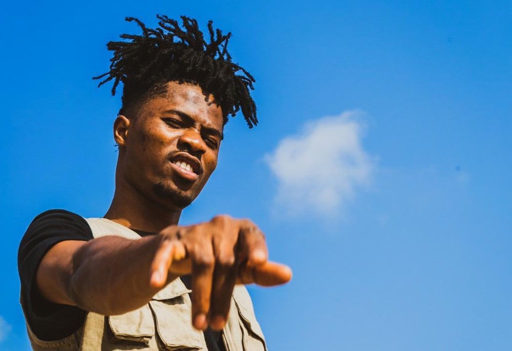 Who had the whole street when they blew up?

Kwesi Arthur                                  Blacko