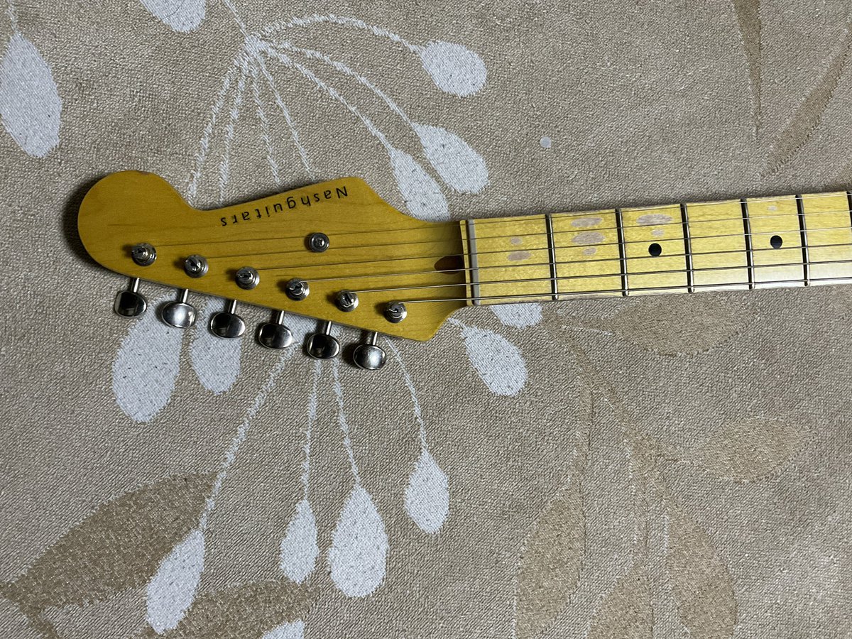 studio_hanazoh's tweet photo. my new gear
nash guitars / s-57
欲しかったnash guitarsのほぼ新品を、お値打ちにマイニューしました🎵
もっとレリックすごくてもよかったけど、出物があまりなくlight aged。カラーはスリーサンバーストです。
elara strapsも映える😀
#ギター映え選手権 #nashguitars #mynew #guitar #nash https://t.co/9S7RTR2UUL