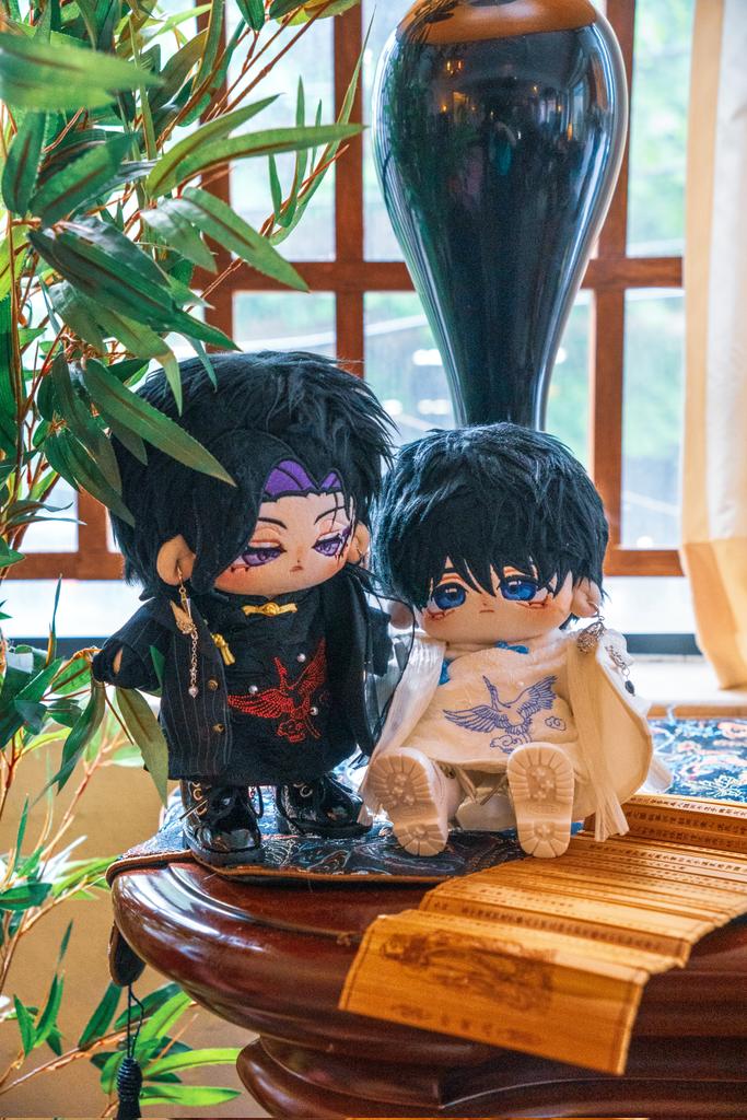 ☑️카페 천장지구

트위터 계정 유무 : x
hourplace.co.kr/place/27369

1시간 118,800원 (10인)

제목부터 영화제목을 따온 홍콩 컨셉의 카페입니다. 메뉴를 주문할 수 있어서 먹어가며 촬영 및 모임하기 좋습니다(맛있어요) 내부 많이 어두우니 조명 챙기시길 추천드려요 20cm이상 사이즈가 찍기 편합니다