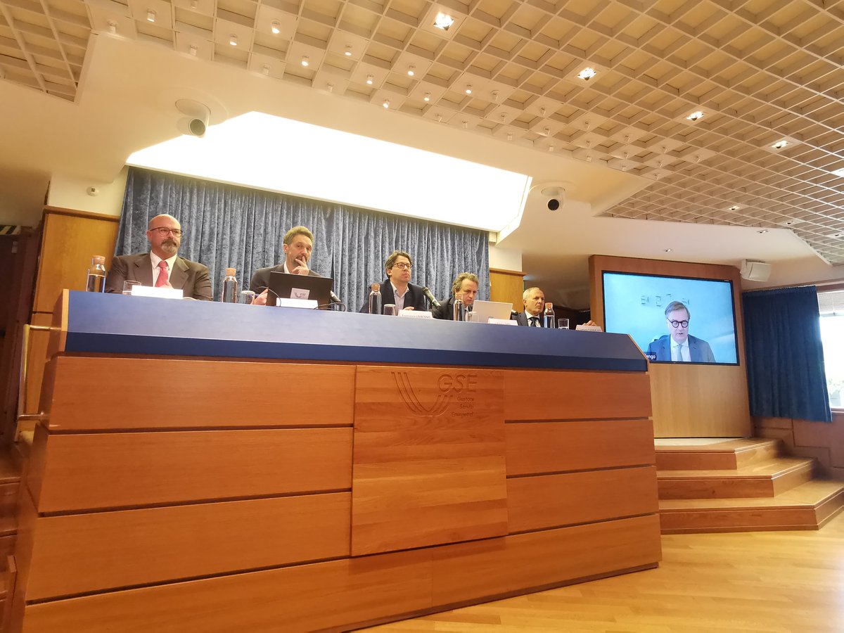 A Roma la presentazione del rapporto Comuni Rinnovabili di @Legambiente. Al via il tavolo con le associazioni, poi la consegna dei premi Comunità energetiche energetiche e solidali