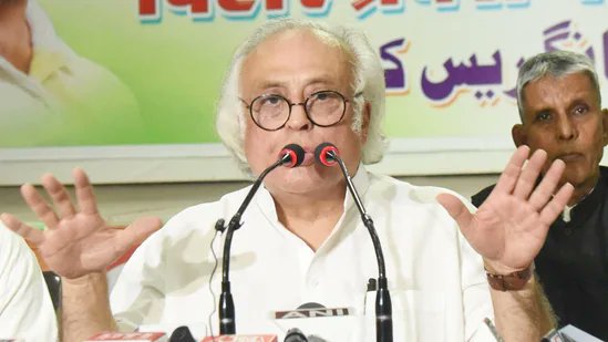 NewsAlgebraIND's tweet photo. JAIRAM RAMESH - "We have already crossed 272 &amp; we will win over 350 seats. INDIA Govt from next week"

Give your comments https://t.co/LuzXf97Qug