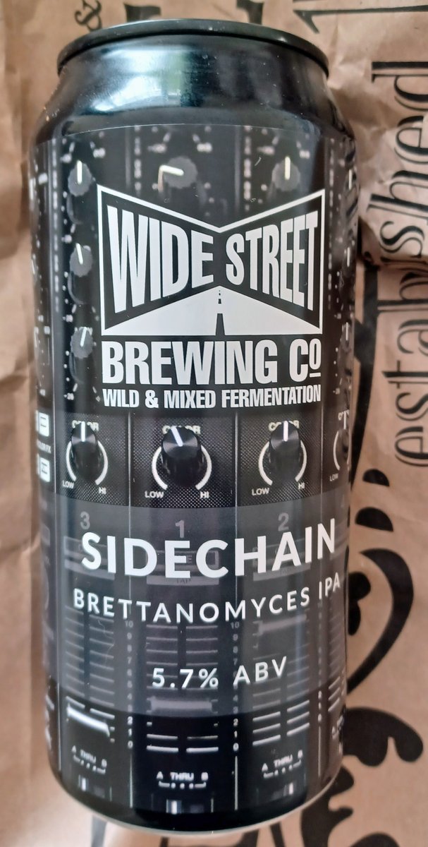 Beer of the Week. Sidechain Brettanomyces IPA. Brett and Hops combine in another knockout from Ballymahon's Wide Street. @WideStreetBrew @bradleys_offlic #craftbeer #supportyourlocalbrewer corkbilly.com/2024/05/beer-o…