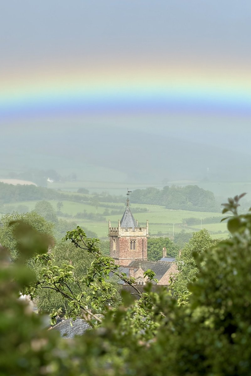 Rainbow over Timberscombe and St Petrocks  Church Tower this morning 

@Timberscombe_V
