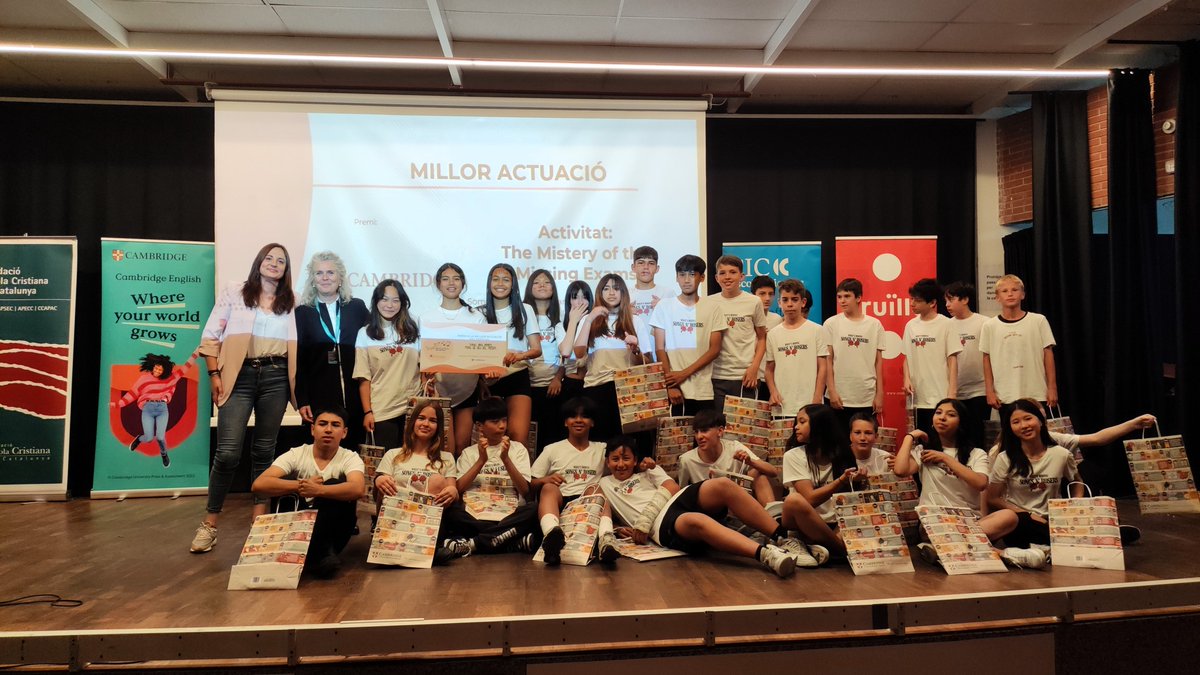 FECC_educacio's tweet photo. Celebrada la 13a edició del festival de l’#SchoolsSongContest a @santgabrielbcn amb la participació de més de 1000 alumnes de diferents centres. Enhorabona al guanyadors i gràcies als patrocinadors #Bekith,
@CambridgeEngSP , @Ed_Cruilla i #CICidiomes
🏆👉https://t.co/mhLhdoxeue https://t.co/arkVsquaL5