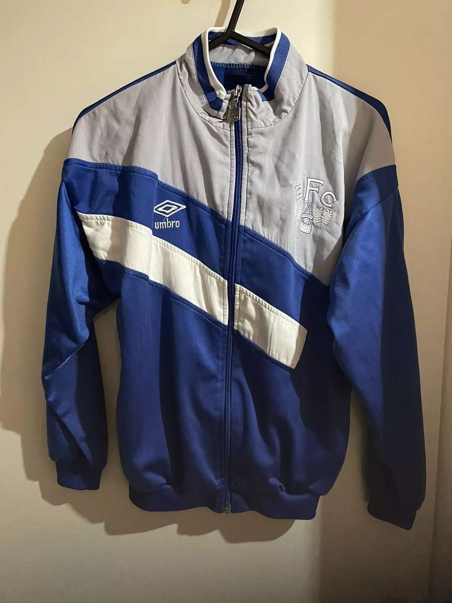 Richie Gillham (@rwgbluenose) on Twitter photo proper retro everton tracksuit on sale for <a href="/EvertonHeritage/">Everton FC Heritage Society</a> project fund raising ebay.co.uk/itm/3954194289… proper retro everton tracksuit on sale for <a href="/EvertonHeritage/">Everton FC Heritage Society</a> project fund raising ebay.co.uk/itm/3954194289…