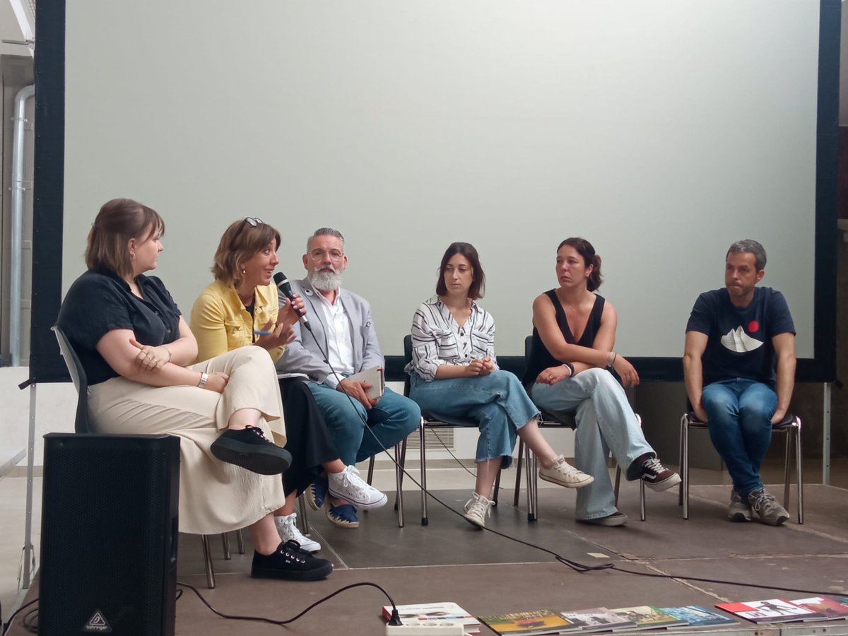 Posada en comú de les estades que han fet els centres PAcTE. Experiències dels centres amfitrions i visitants. Valoracions molt positives!