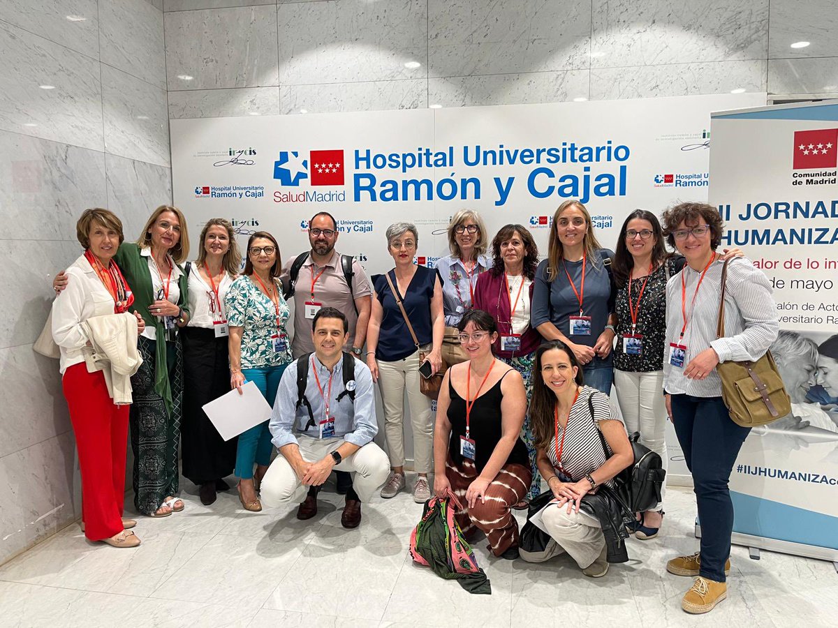 Elena Español, Jefa de Prensa, #HospitaldeLaPrincesa presenta la comunicación “Escenas humanas de un hospital a través del objetivo de una 📷”, fotos para el recuerdo y para la continuación 
#IIJHUMANIZAccion 
Grupo de Comunicacion, del CCPyH 👍
<a href="/MontePerdido31/">Helen Spanish</a> 
<a href="/Miriparr/">Miriam Martínez</a>