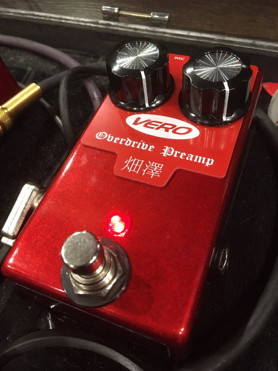 そして今日実戦デビューしたのが、 VeroCity effect '畑澤 '(DOD 250 YJM mod based on 御大)❗️❗️❗️❗️ 真紅の芳醇なオーバードライブ❗️❗️❗️ この歪を求めてたぜ❗️勿論王者同様にフルテンでブチ込む❗️最高❗️最高❗️❗️ #VeroCity