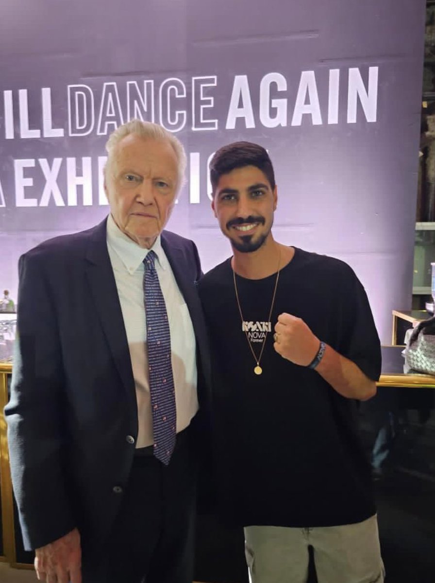 Jon Voight visits the Nova Exhibition and meets survivor, Dor Rahamim.

#novaexhibition #wewilldanceagain