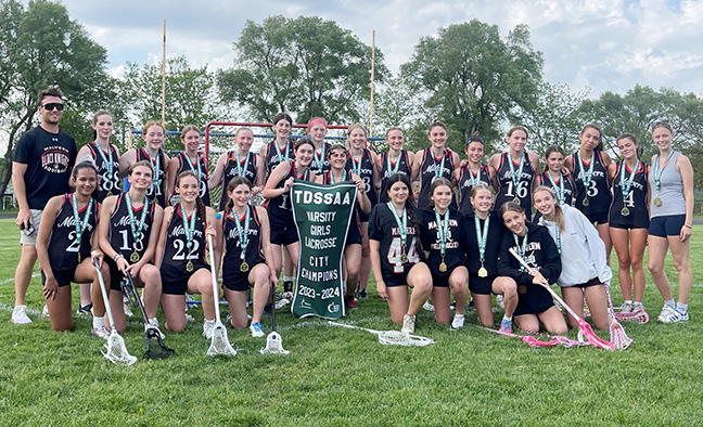 The Malvern Collegiate girls Varsity lacrosse team recently won the Toronto District Secondary School Athletic Association city championship title. beachmetro.com/2024/05/28/mal…