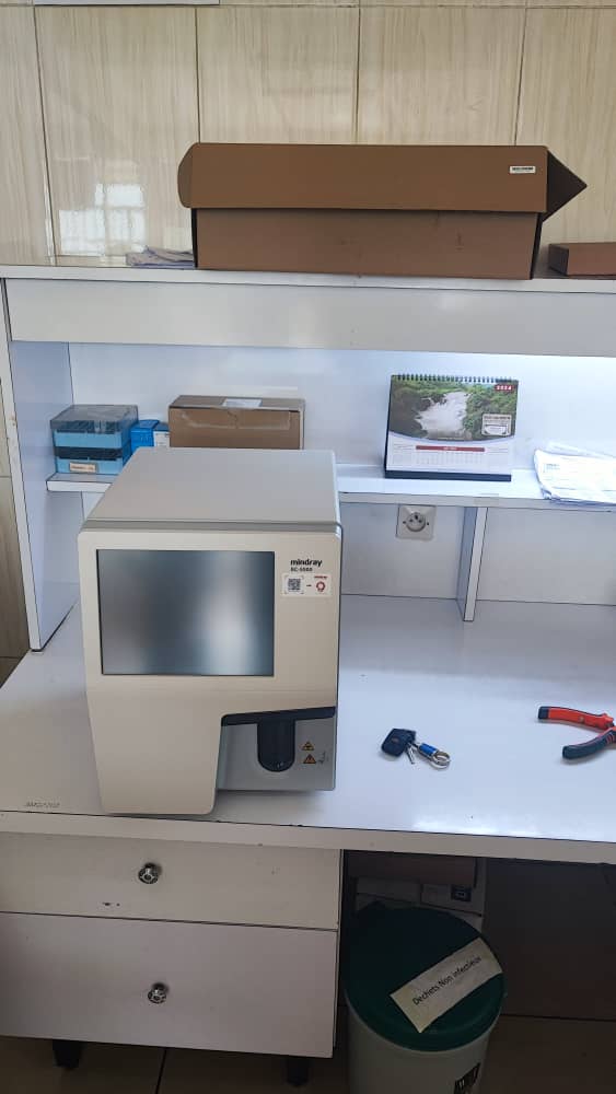 RafeefRwanda's tweet photo. We would like to share with you highlights of our first @Mindrayglobal's Hematology Analyzer installation at Bio Medical Center Rwanda (BMC) managed by Lancet
Contact us at:
Thabit Abdelmageed
+250 794 129 641
thabit.haroun@rafeefmedical.rr
#rafeef #mindray #hematology #rwanda https://t.co/umGuEtaHCe