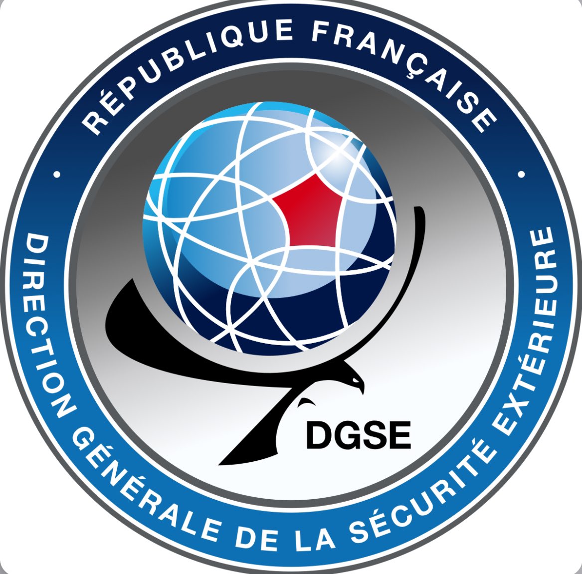 DepecheAES's tweet photo. 💬Flash- A l'intention de ceux qui sont à la
#DGDSE tout à l'heure quelqu'un m'a confié de passer une information aux plus hautes autorités du Niger: il m'a dit de faire très attention le blocage des nigériens côté Bénin c'est juste pour entasser du monde que quand Ils seront 1/2 https://t.co/6F6ebGikGU