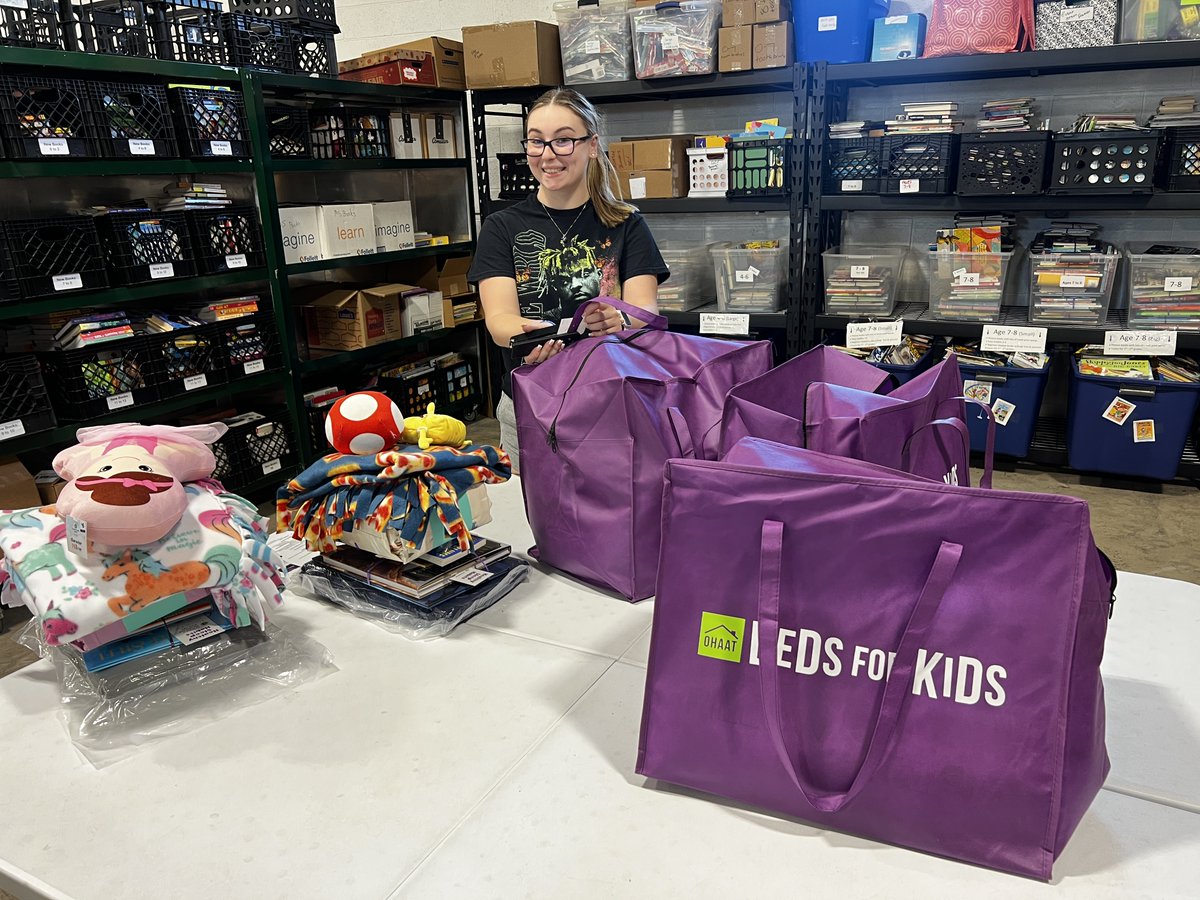 Jordyn has been generously donating her time by volunteering regularly at the warehouse this year. We're so grateful for her dedication to the Beds for Kids program & children in need 💚
#VolunTuesday #OHAAT #BedsForKidsProgram #VolunteersRock #Volunteering #MakingADifference