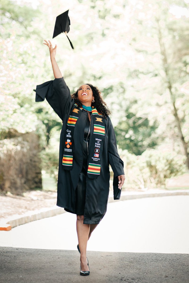 Happy Commencement Day!!! 🎉🎓🧡🖤🐅 Congratulations to the Class of 2024, we did it! ☺️☺️☺️🙌🏾🧡🖤🧡 #SPIAProud2024 #Princeton #MasterofPublicPolicy 📜