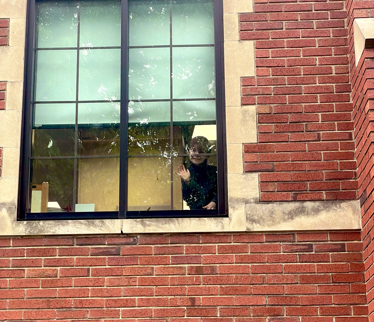 I’m going to miss this sweet ritual 👋 🥰

For the last 2 years Miles has insisted that we say “goodbye at the window” when I drop him off at pre-k.

This is his last week of pre-k before starting kindergarten in the fall! 

Cheers to new beginnings ❤️