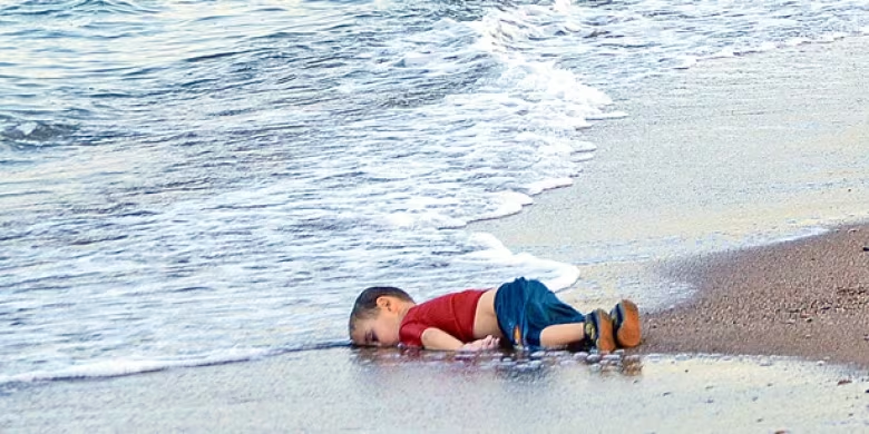 Martyupnorth's tweet photo. Remember this picture?  It's from September 2015, a month before our 2015 election (some say it was staged).

One of Trudeau's big campaign promisses in 2015 was to let in 50,000 Syrian refugees.  In fact, since getting elected, the Liberals have made our border wide open and let in millions of immigrants, refugees, temporary workers and foreign students.

Here are the numbers, just for legal immigrants:

2016:  323,188
2017:  272,691
2018:  303,369
2019:  313,603
2020:  284,153
2021:   226,314
2022:  493,817
2023:  468,817

That's 3.8 million immigrants in just 8 years, or more than 10% of the population.  A typical generation is 30-35 years.  Our fertility rate is less than 1.7 (we need it to be at 2.2 to remain stable).  40% of Canadians currently living in this country were not born here.  At this pace, in 30 years, almost everyone living in Canada will have been born elsewhere.

On top of this, Liberals are now offering free contraceptives to women, free hard drugs to young men, and free suicide assistance to old people.

We're being replaced folks.  That their plan. It's that simple.