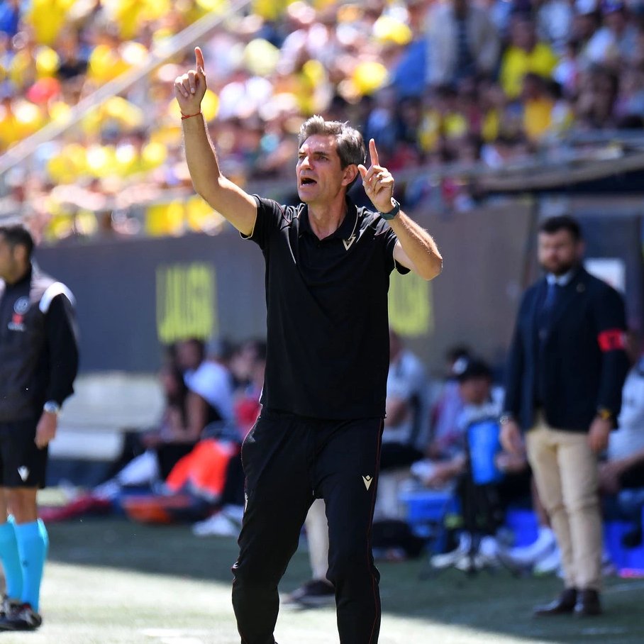 📩 Coach Pellegrino bids farewell to Cádiz CF 🗣️ 'I would like to thank the whole institution for the trust placed in me and my staff to take on the challenge of this end of the season. Finally, we would like to thank our fans for the encouragement, support and respect'.
