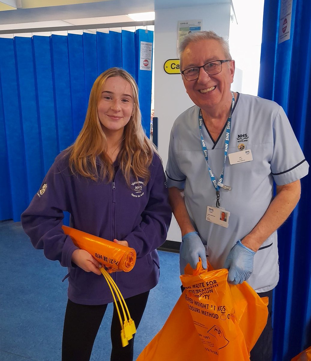 A concert & afternoon tea was held for Dementia Week  in Ward 71 today of @WghLothian  #meaningfulmayvolunteer  Jocelyn helped Carey serve scones & cakes after Jim and Ali played for an hour.
Meaningful May volunteer Tara also helped Len stock up in AMU. A good day was had by all