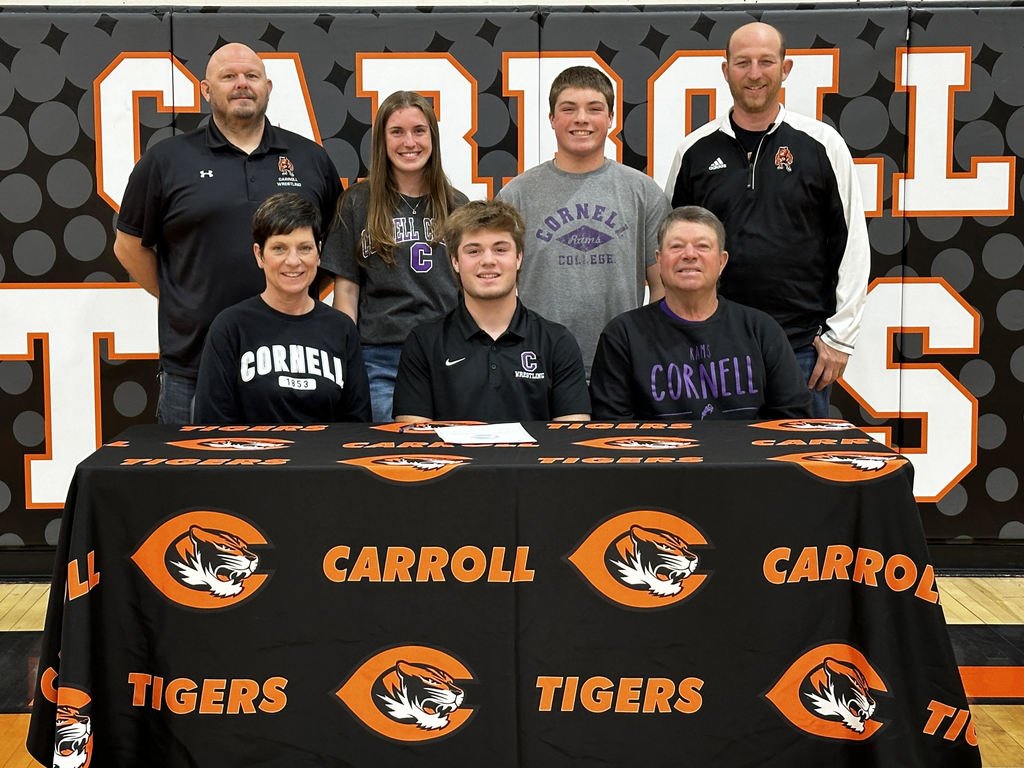Congratulations Cooper Ludwig signing to attend and wrestle at Cornell College!

📷Credit: Tiger Vision