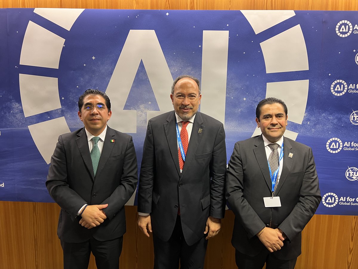 Productive meeting with Javier Juarez Mojica of @IFT_MXon enhancing public sector capacity, data governance, AI, and media & information literacy! Exciting future for digital transformation in Mexico. #DigitalGovernance #CapacityBuilding #MediaLiteracy
@UNESCO #WSIS