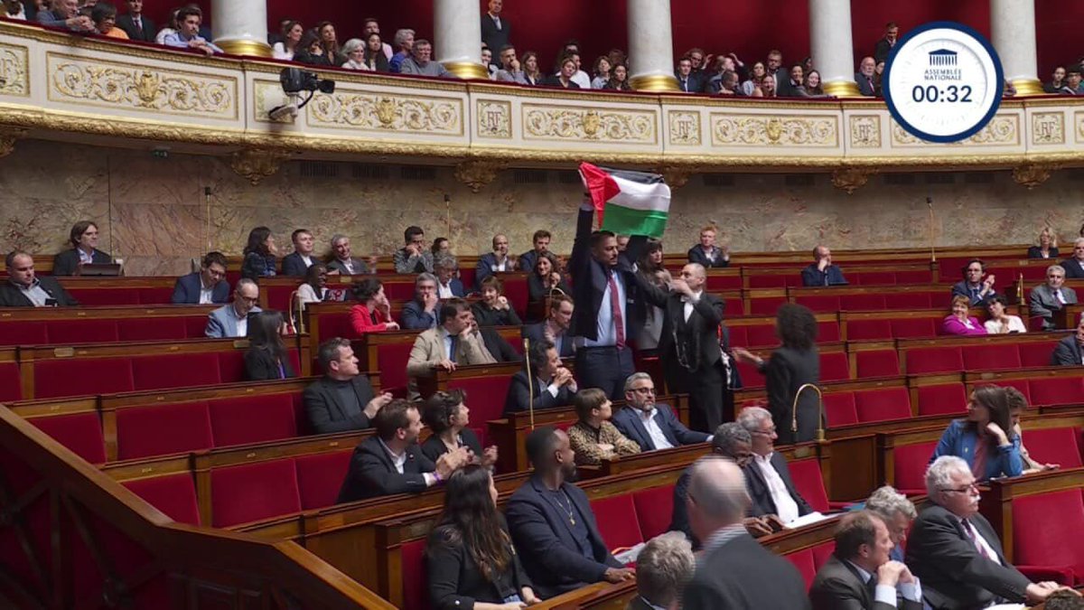 Bienvenue en République islamiste de la France insoumise, en direct du parlement FRANÇAIS !!! #Directan