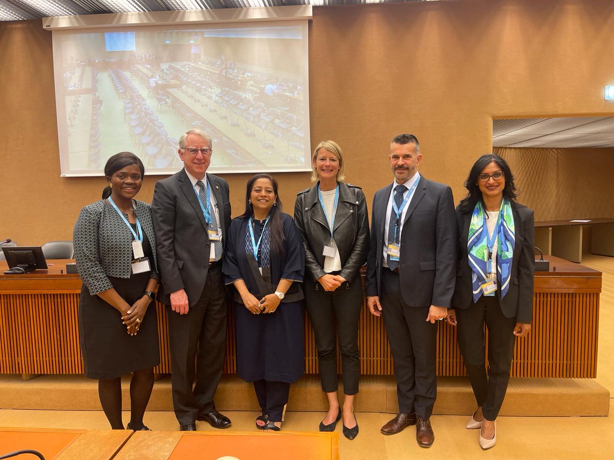 Excited to connect with our strategic partner @NCDAlliance at #WHA77. 💪Adopting a common risk factor approach is pivotal for preventing and controlling all #NCDs, including #OralHealth👉Together, let's pave the way for comprehensive global health solutions.