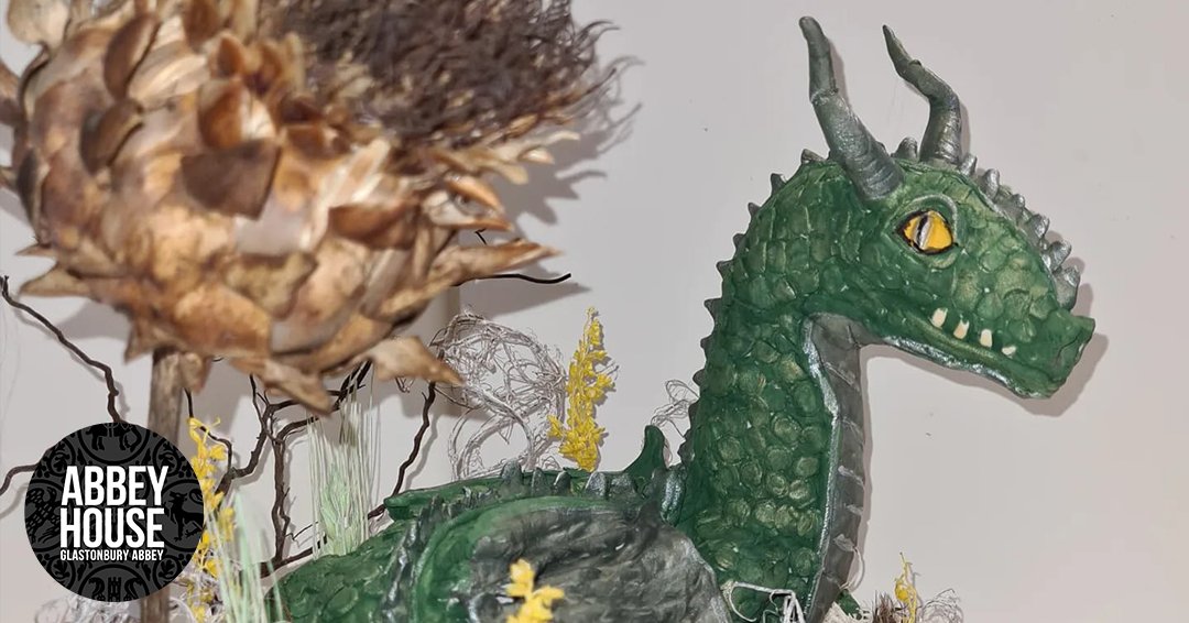 Bring a mythical creature to life in this 1-day Dragon Sculpting Workshop on Saturday 15th June!

You'll learn how to craft your own unique dragon following step-by-step instructions from tutor Alex Hellawell. Tickets available here: glastab.be/DragonSculpt

#TicketTuesday