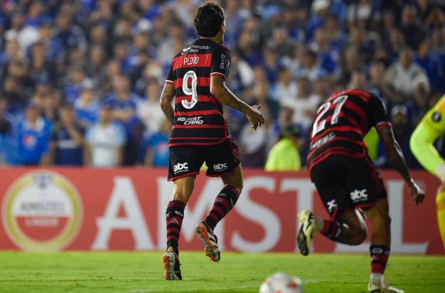 Flamengo define sua continuidade na Libertadores contra o Millonarios; as equipes - dlvr.it/T7VvR1