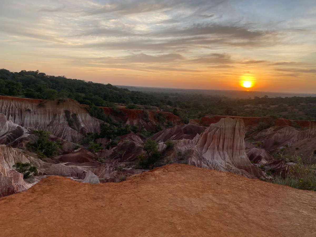 Marafa, also known as Hell's Kitchen is an odd sandstone canyon outside of Malindi, Kenya and is known as 'Nyari' by locals which means - the place that broke by itself. 

Have you ever visited Marafa?

#malindikenya #Marafa #hellskitchen #hellskitchenmalindi