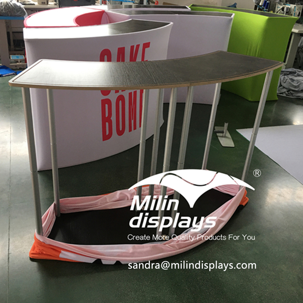 leungsandra2's tweet image. Custom round table curved counters

#exhibitioncounter #tradeshowcounter #bespoketable #roundtable #roundcounter #customprinting