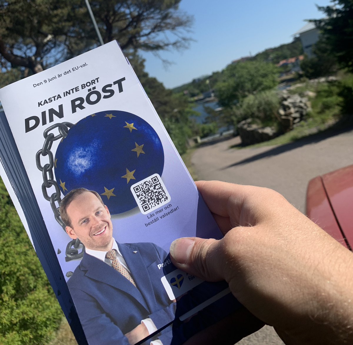 AfSKungsbacka's tweet image. 😃 Målet uppnått! Samtliga hushåll i kommunen har nu fått vår folder med valsedlar i! 👌🏻🗳️📬 #AFS2024 #swexit