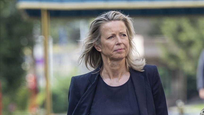 Dutch Defense Minister Kajsa Ollongren supports allowing Ukraine to strike Russian territory with Western weapons. “It is quite obvious that Ukrainians should strike inside Russia as well, so from my point of view, this should not be a subject of discussion, and I hope that