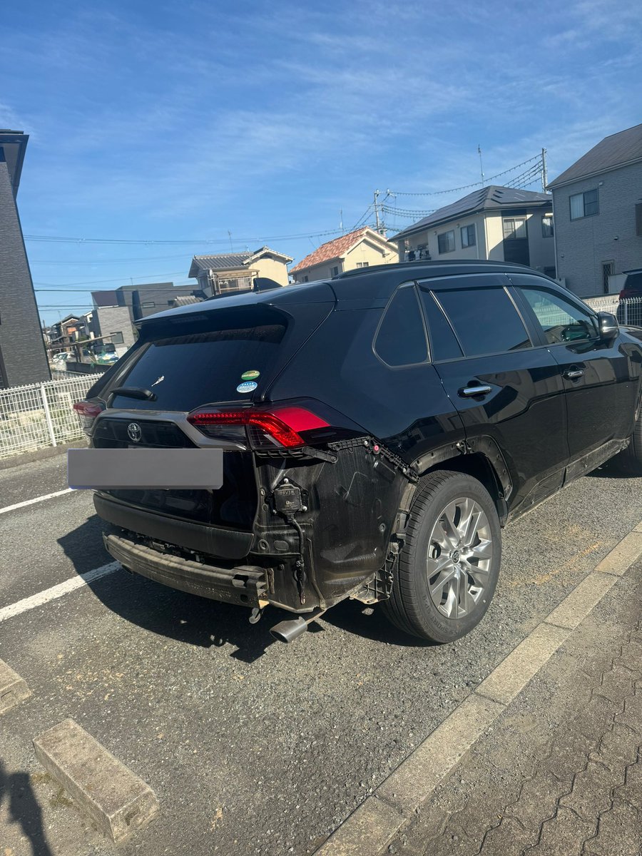 syo_s9's tweet photo. 盗難車みたい🙄
仕事より仕事してる感w
あ、うんぴっぴついてる https://t.co/V0aMbXPtf1