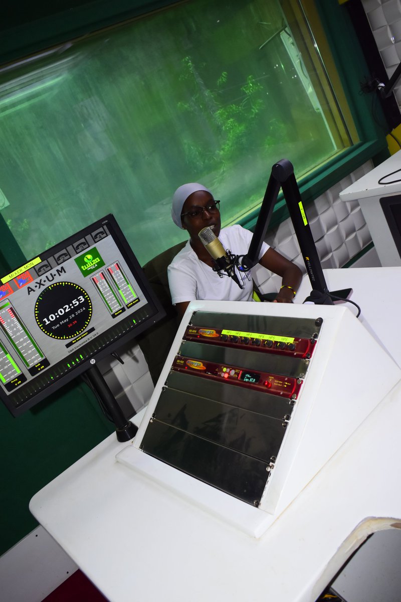 YWANKenya's tweet photo. Our #MHD2024 celebrations started in style by raising awareness to our listeners @TulizaFM924 which is a platform to spread information on the importance of menstrual hygiene management, breaking the taboos and appealing for to access of menstrual hygiene products in meru county. https://t.co/J9UGhuP0ne