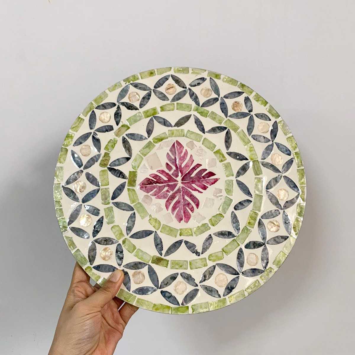 Shell heat insulation pad, a marine treasure.
Exquisite and beautiful, unique.
Beautify the space, pleasing to the eye.
Don't forget to follow <a href="/GoKu88938390163/">GoKu</a> for great content