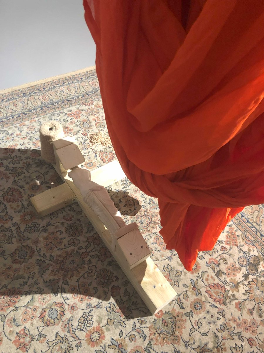 woundbloom's tweet image. Recent floor based sculpture.
Timber. found antique plaster statue and wool on carpet with an overhang of turban fabric.
80cm x 40cm x 30cm
2022
#worshiptech #floorbasedsculpture