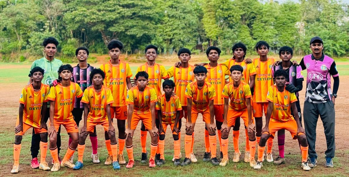 Kerala Youth Development Project Chakolas Gold Trophy 2023-24 🏆

Palakkad - 27/05/2024 ⚽

#KYDP #ChakolasGoldTrophy #KeralaFootball #Palakkad