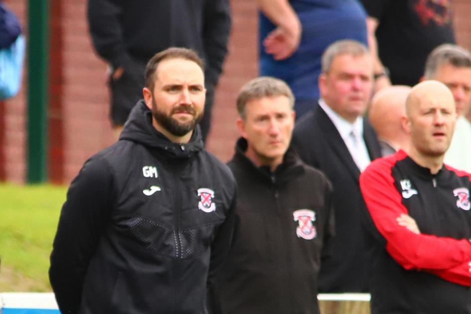 Clydebank boss Gordon Moffat has paid tribute to the club's departing players as he looks to shape his squad for next season. dlvr.it/T7VKHV 👇 Full story