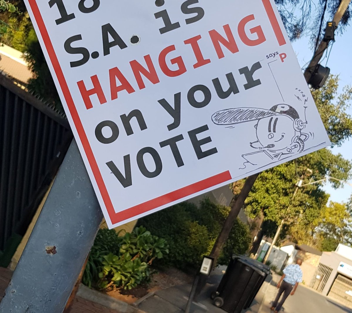 ChatsWithGPandT's tweet image. All #SouthAfricans must vote: Even if you don't like the parties, you need to vote against corruption. "it's only logical" says P of #ChatsWithGPandT The importance of a strong opposition to help keep corruption in check: democracyworks.org.za/what-is-the-ro…
#SouthAfricans