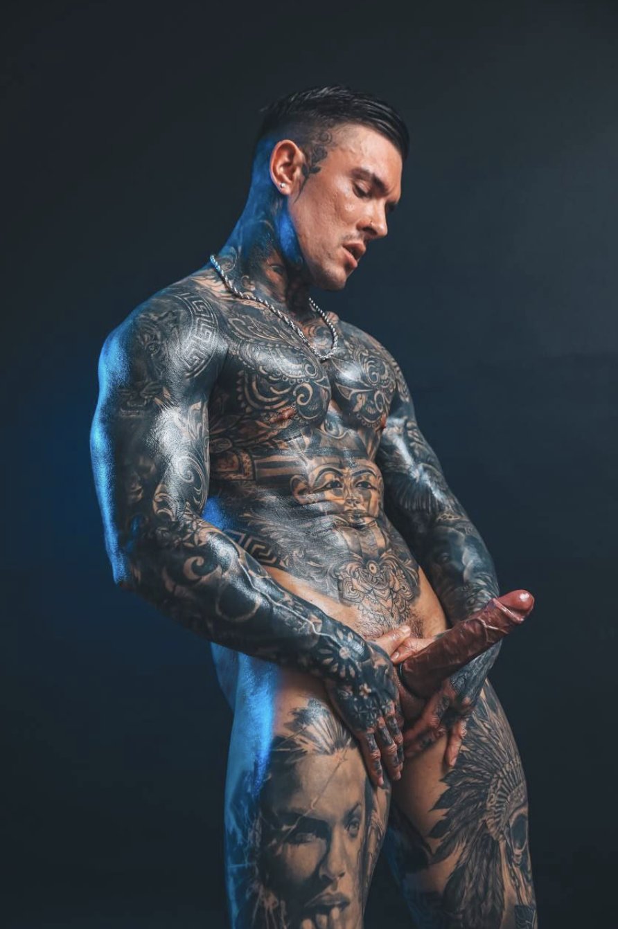 𝗔𝗡𝗗𝗥𝗘𝗪 𝗘𝗡𝗚𝗟𝗔𝗡𝗗 on X: DONT JUST LOOK AT IT.... ITS NOT GOING  TO SUCK ITSELF 🍆 RETWEET 📷 LIKE 📷 COMMENT 📷 IF YOU WOULD THROAT EVERY  INCH OF ME 📷👅🌶 HARDCORE