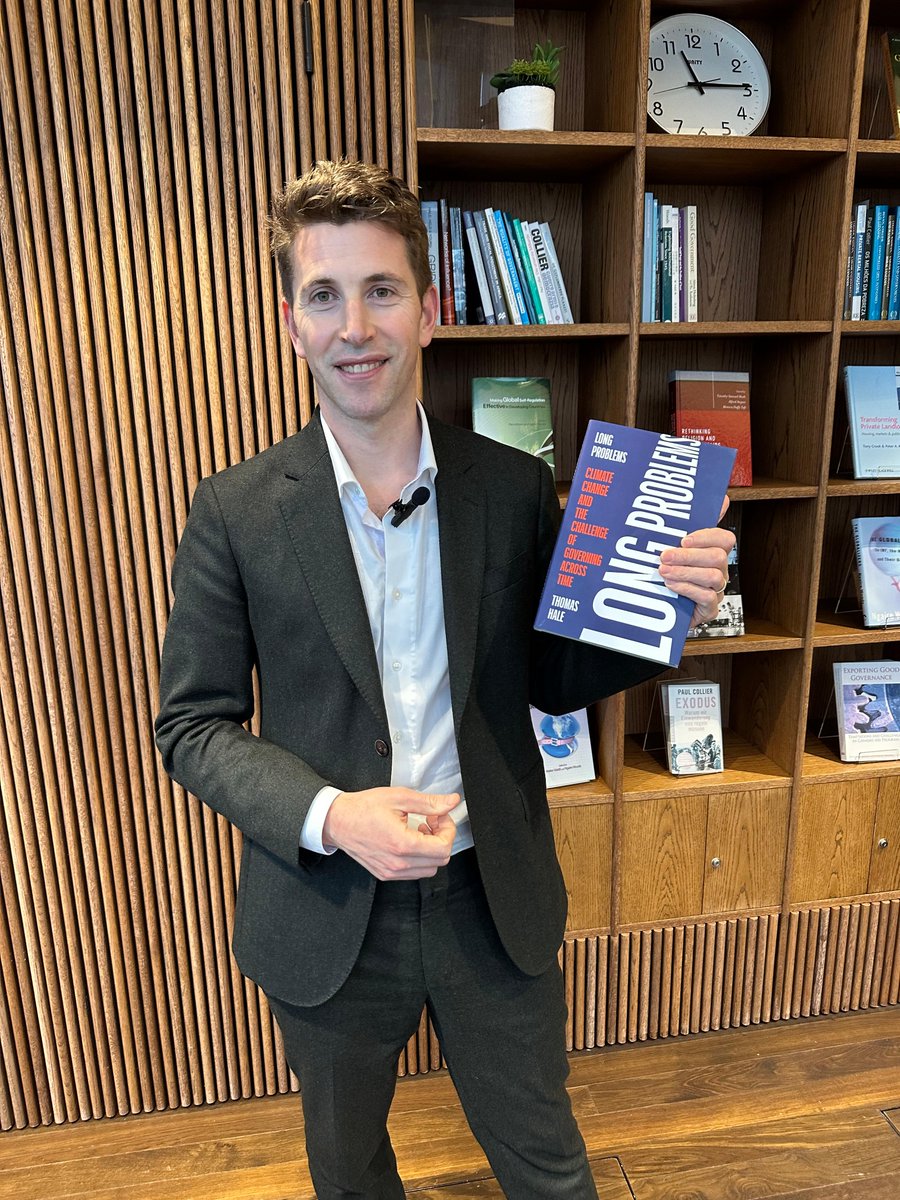Blavatnik School of Government (@blavatnikschool) on Twitter photo It’s UK publication day for <a href="/thomasnhale/">Thomas Hale</a>’s book ‘Long Problems’! 🙌
His ideas will help anyone grappling with long-term policy issues, shining a light on solutions and institutional frameworks to unlock progress 🚀
Find out more 👇
ow.ly/z1Tw50RTSBz It’s UK publication day for <a href="/thomasnhale/">Thomas Hale</a>’s book ‘Long Problems’! 🙌
His ideas will help anyone grappling with long-term policy issues, shining a light on solutions and institutional frameworks to unlock progress 🚀
Find out more 👇
ow.ly/z1Tw50RTSBz